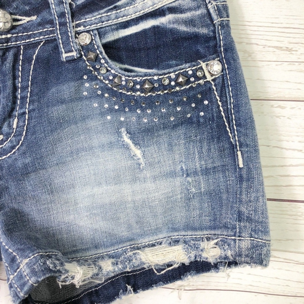 ❌SOLD❌ [Miss Me] Embellished Denim Cutoff Shorts - Picture 3 of 8